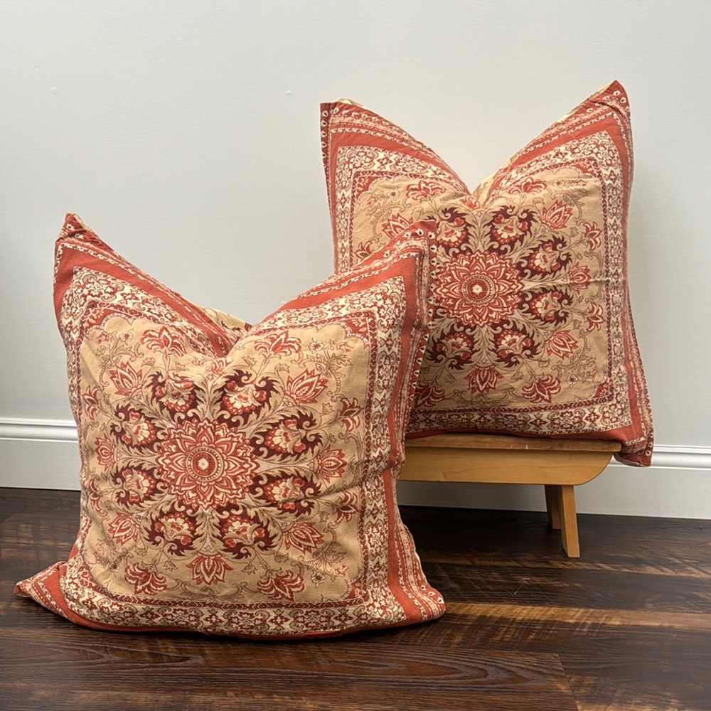 Pottery barn fall Palampore pattern, neutral euro shams sz 26" square - Picture 2 of 6